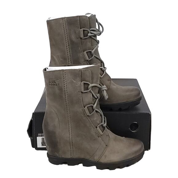 Sorel Joan Of Arctic Wedge II Platform Boots in Quarry - Picture 2 of 11